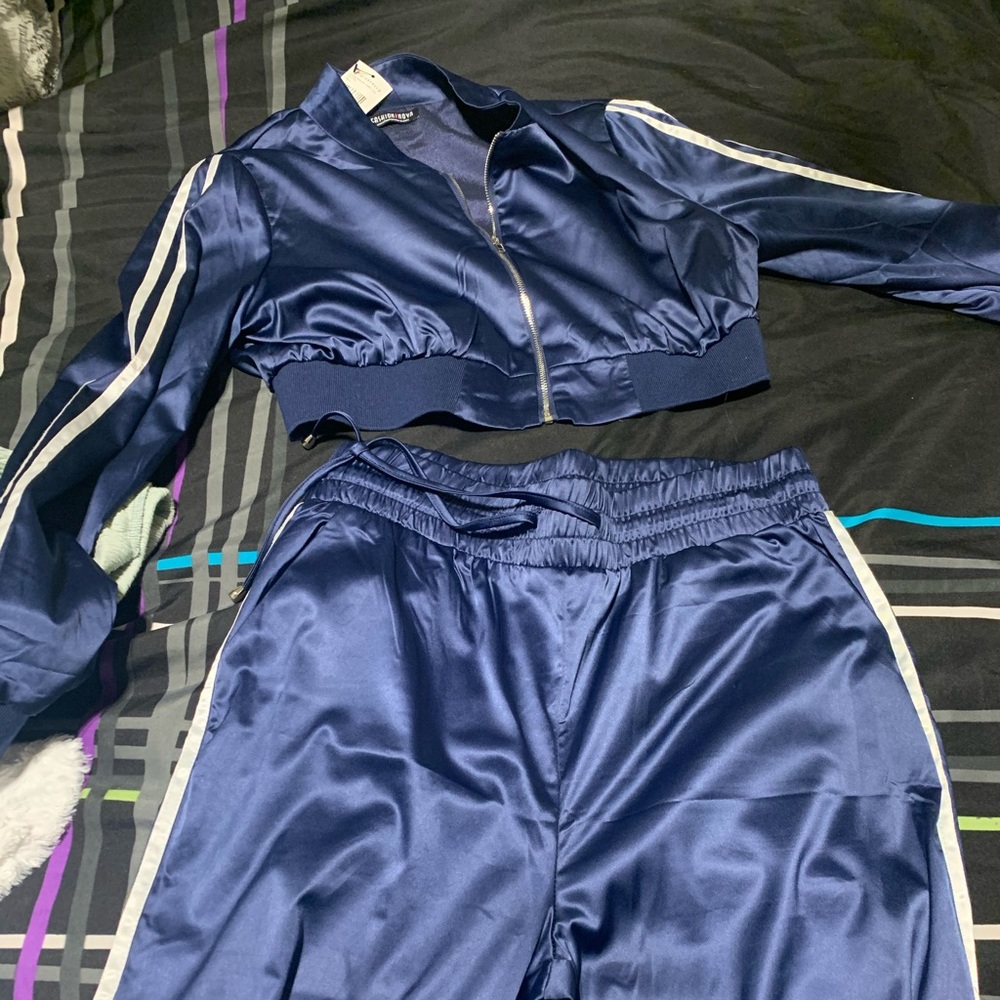 Two piece set
